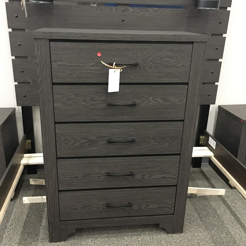 E Be5032-11 Chest (BRAND NEW)