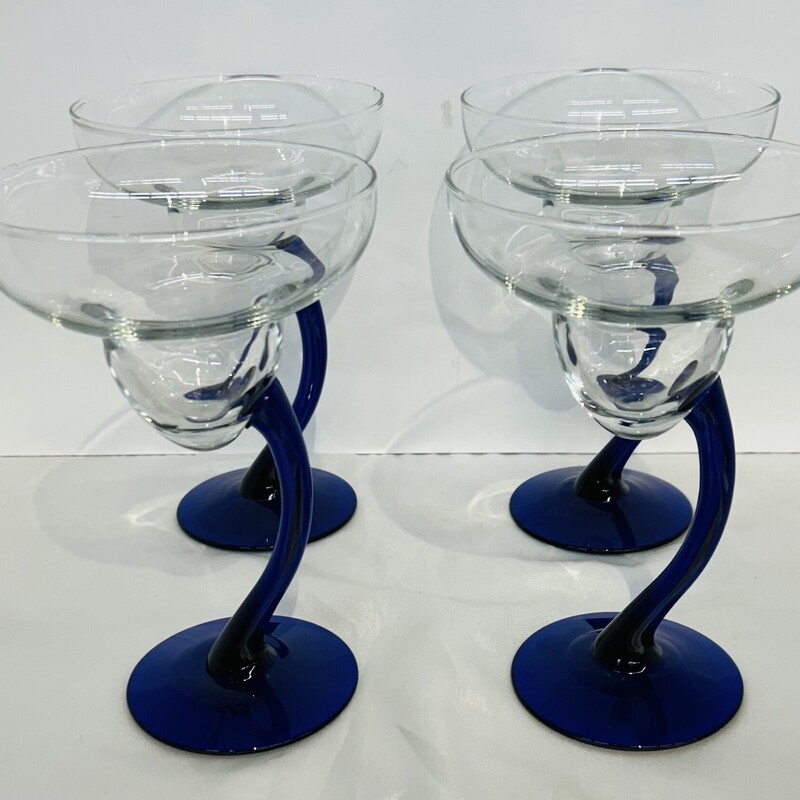 Set of 4 Curve Margarita Glasses
Cobalt Stem
Size: 5x7H