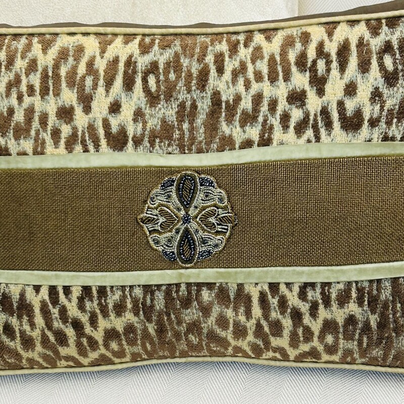 Leopard Beaded Down Rect