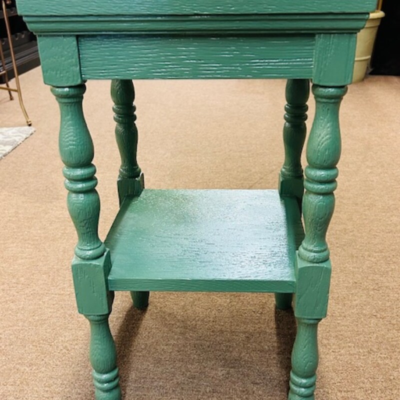 Wood Square Accent Table
Green Wood
Size: 14x14x24H