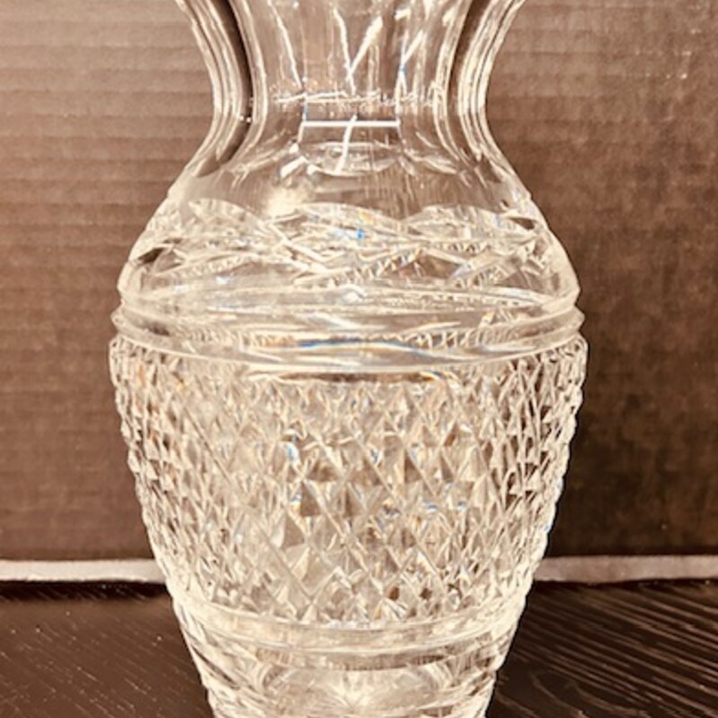 Waterford Glandore Vase
Clear
Size: 5 x 9H