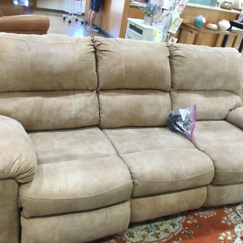 Brown Electric, Recliner, Size: W2523

33H X 86L X 26W

FOR IN-STORE OR PHONE PURCHASE ONLY
LOCAL DELIVERY AVAILABLE $50 MINIMUM