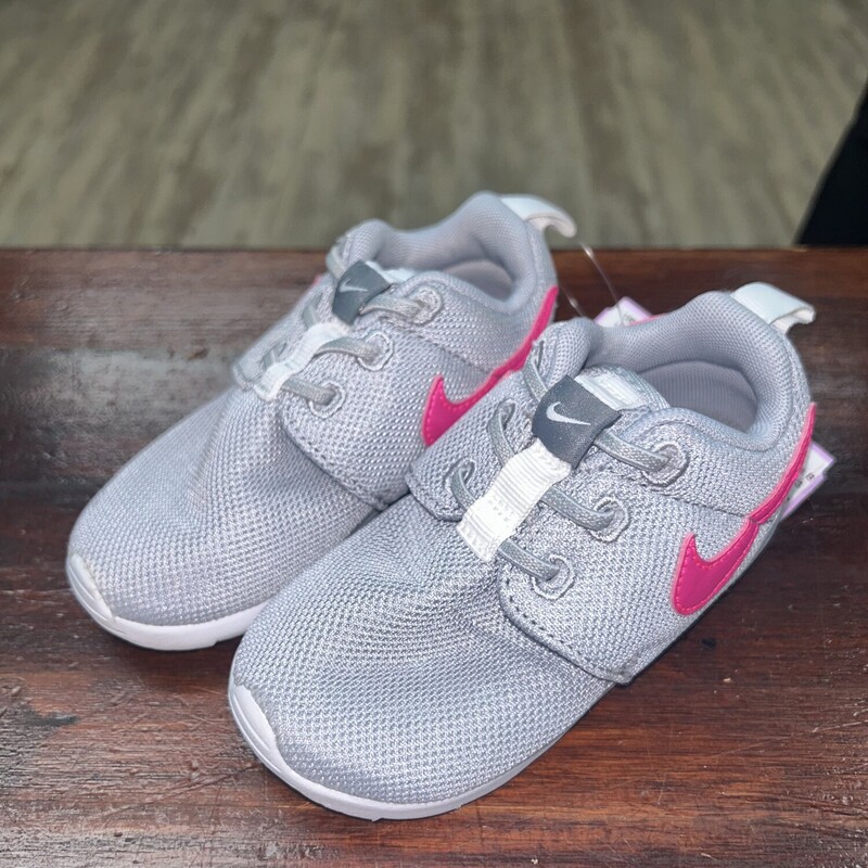 8 Grey/Pink Tennis Shoes