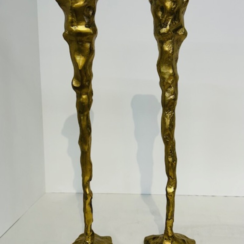 Set of 2 Michael Aram Rough Textured Candlestick Holders
Gold
Size: 3 x 2.5 x 12H
