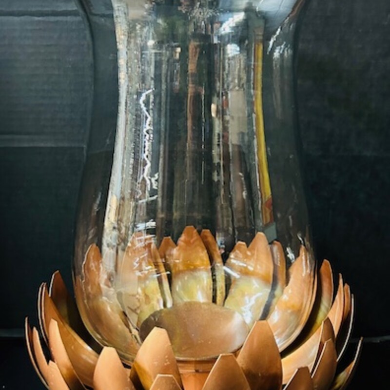 Lotus Flower Hurricane
Burned Copper Clear
Size: 11 x 17H
