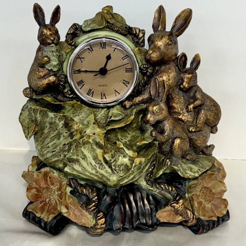 Bunnies In Cabbage Tabletop Clock
Gold Green Black
Size: 10 x 6 x 10.5H