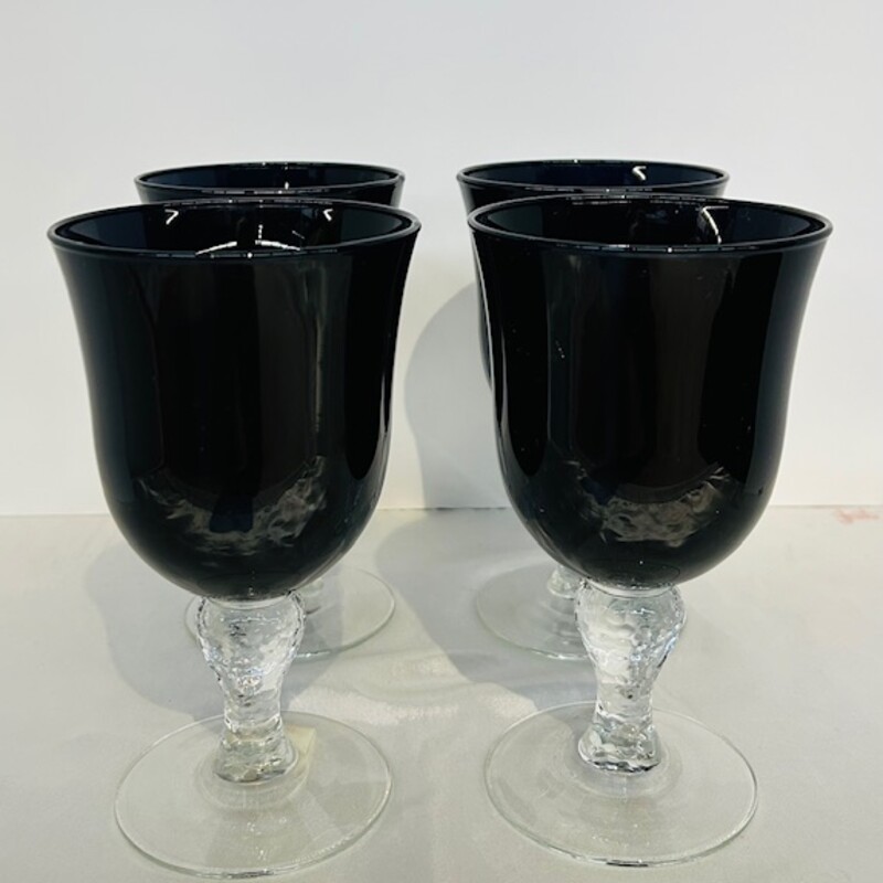 Set of 4 Black Glass Clear Base Iced Tea Glasses
Black Clear
Size: 4 x 7H