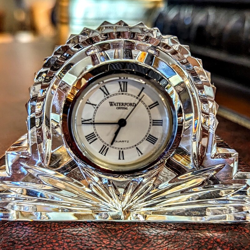 Waterford Mini Mantel Clock
Clear Silver
Size: 4 x 1.5 x 2.5H