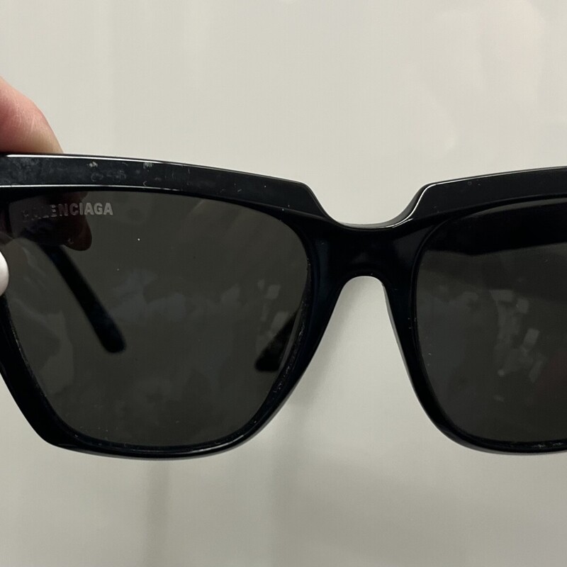 Sunglasses & Hard Case