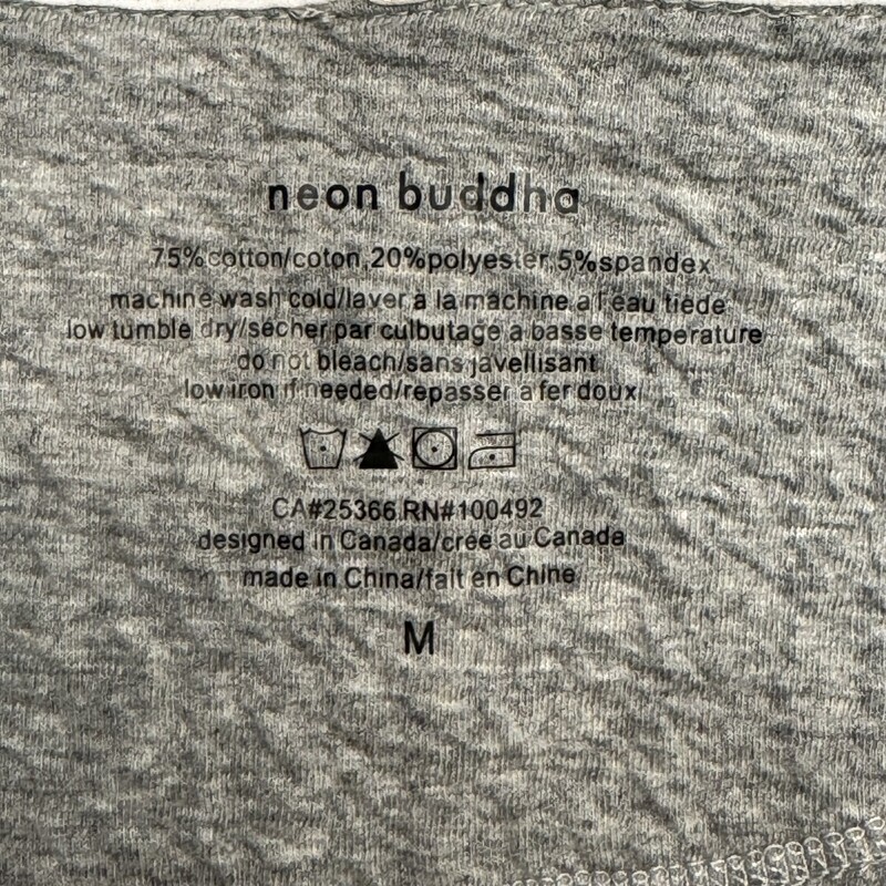 Neon Buddha Prestige Hooded Button Vest<br />
Color: Sporty Grey<br />
Size: Medium