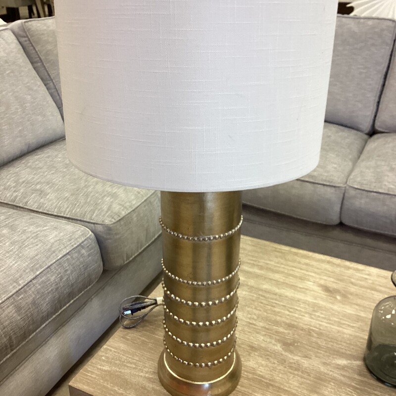 Gold Bead Table Lamp, Gold Rnd, White
32in tall
