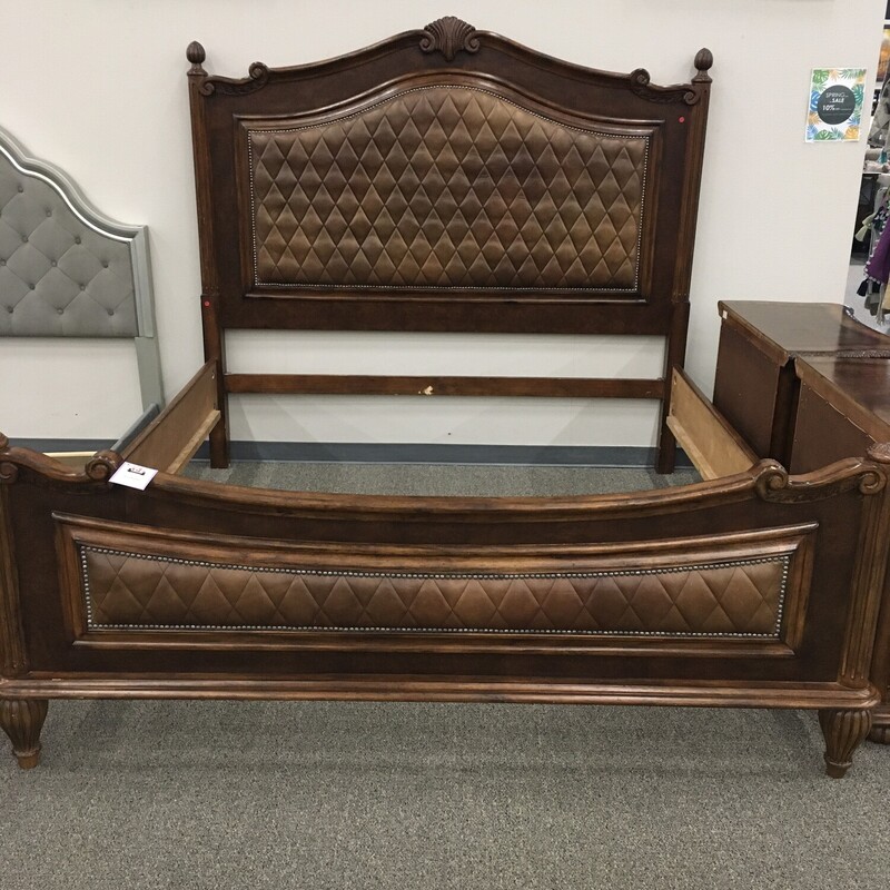 Wood/leather E.K. Bed
