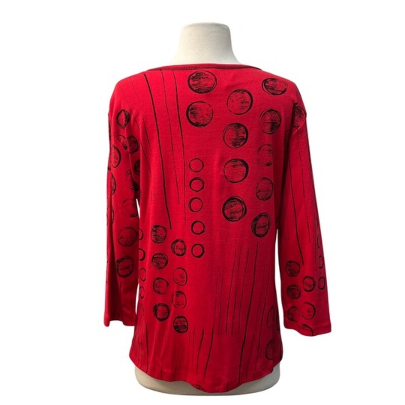 New Jess&Jane Knit Top<br />
100% Cotton<br />
3/4 Length Sleeves<br />
Dot N Line Pattern<br />
Red and Black<br />
Size: Large