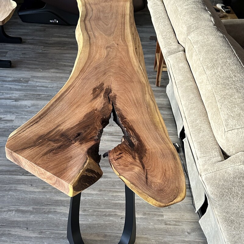 Custom Made Mesquite Table<br />
<br />
Size: 82L X9W X 36H