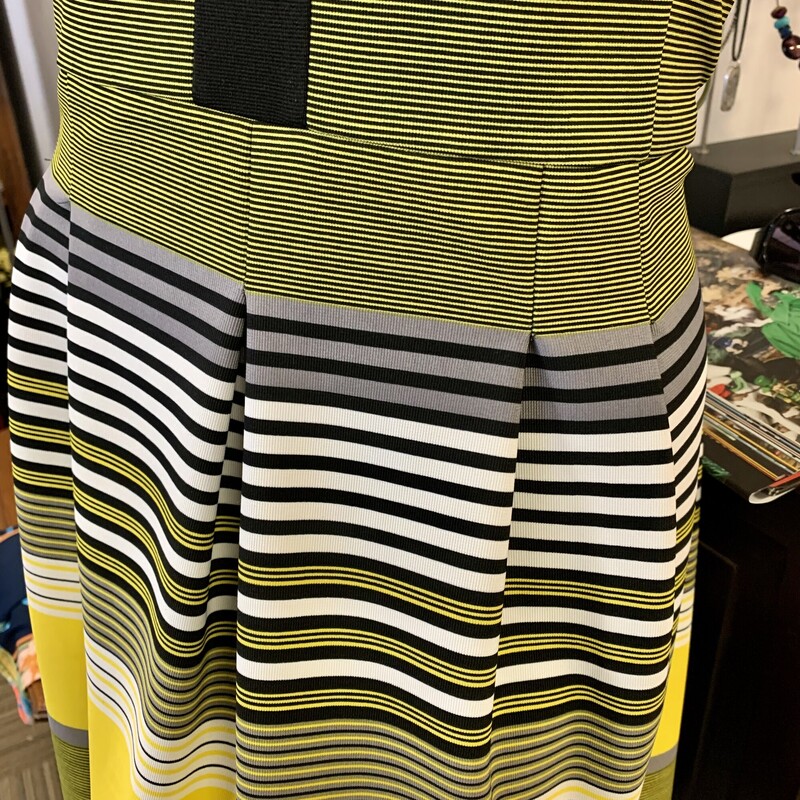 ILE New York Striped dress,
Colour: Black Yellow White,
 Size: 8