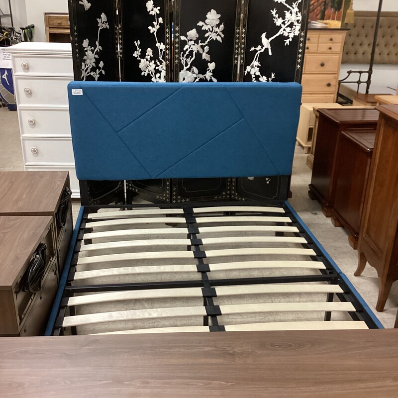 Full Upholstered Bed, Blue, Platform
FULL