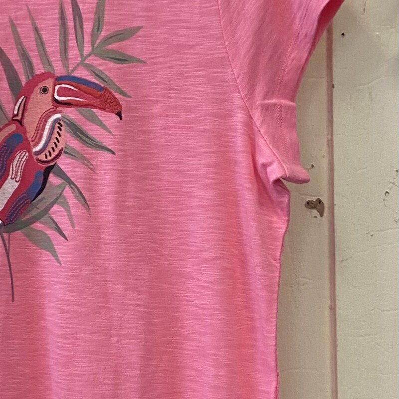 Pink Emb Toucan Tee<br />
Pink<br />
Size: Large