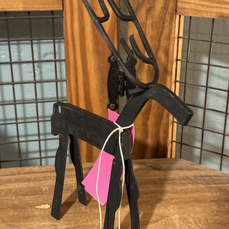 Black Metal Buck
With Antlers
6 Inches Long, 8 Inches High