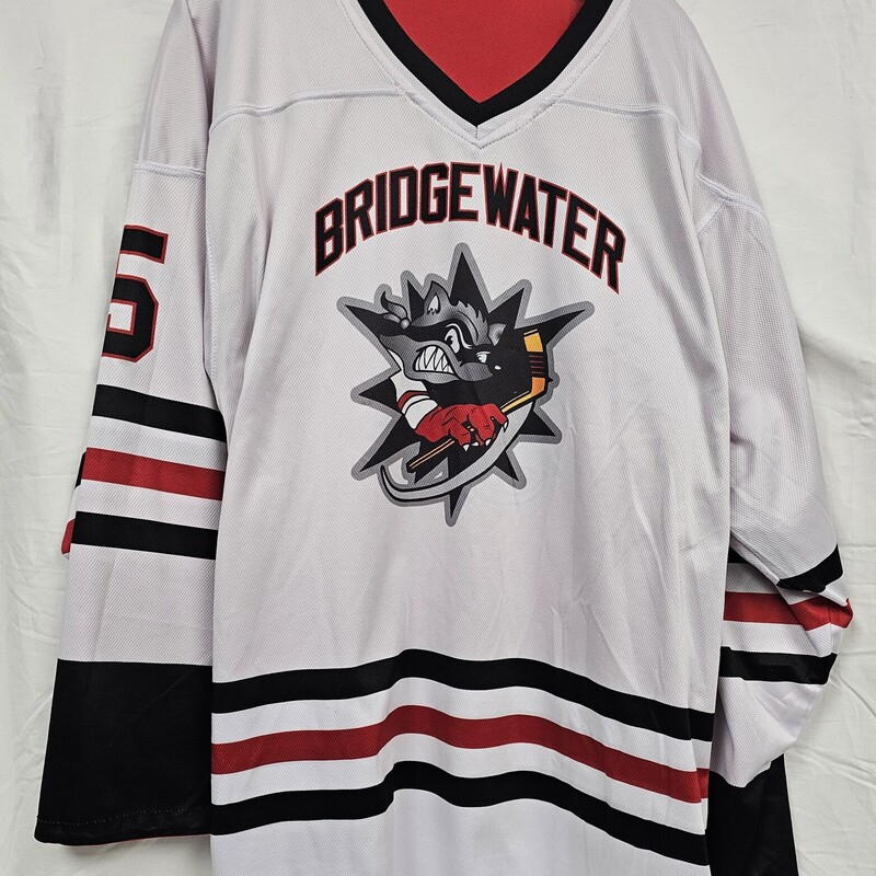 Bridgewater Bandits #5 Reversible Hockey Jersey, Red/White, Size: Not Found, looks like a Sr M. Old Logo! pre-owned