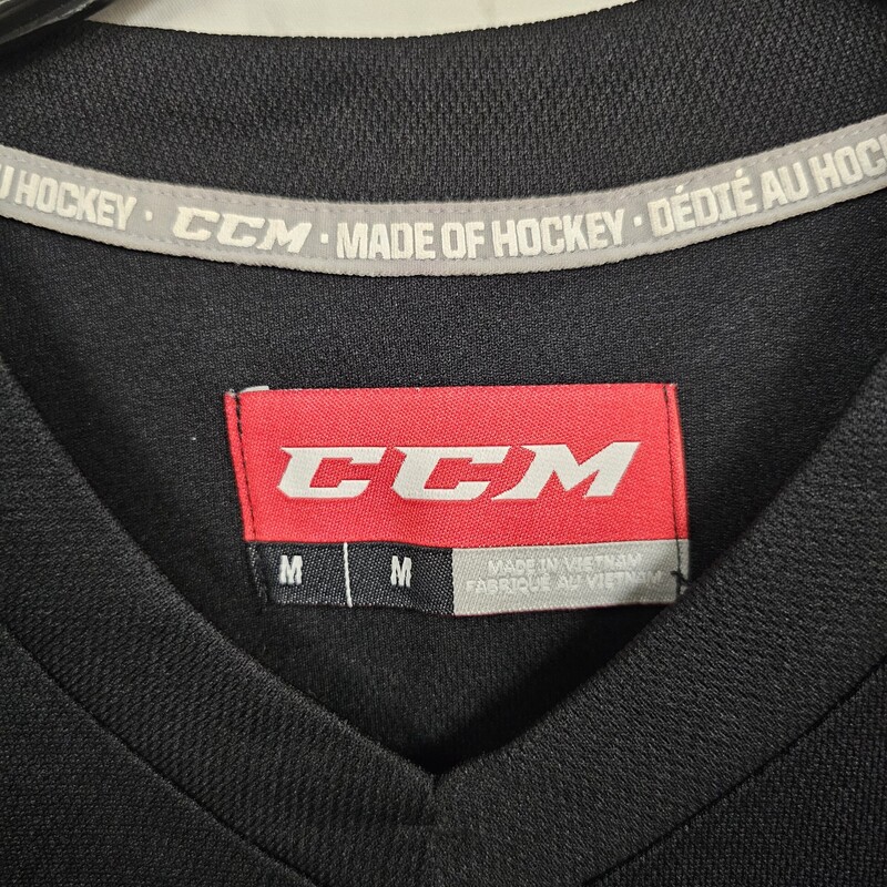 CCM Hockey Practice Jersey, Black, Size: Sr M, pre-owned
