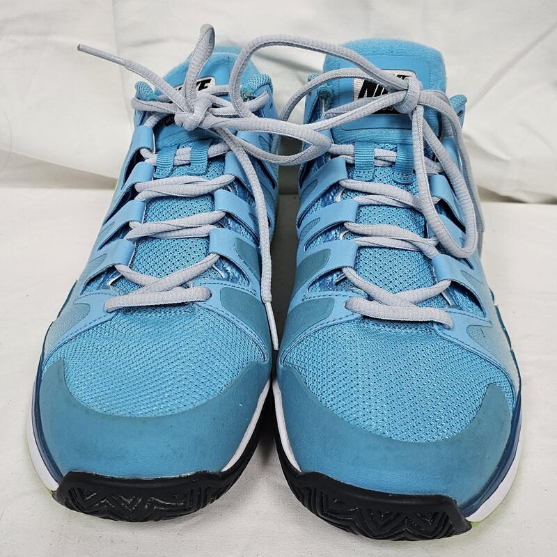 Nike Vapor 9.5 Tour Tennis Shoes, Womens Size: 9, In Excellent Shape!