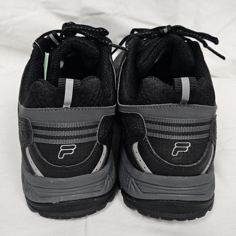 Like New Fila All Terrain Hiking Shoes, Size: Mens 11(runs small)