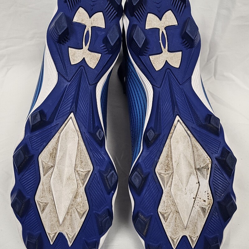 Under Armour Franchise Highlight MC Football Cleats, Royal, Size: 9, Pre-owned in excellent condition!