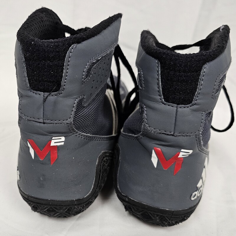 Adidas Mat Wizard 2 Wrestling Shoes, Mens Size: 8, pre-owned, some wear on the toes