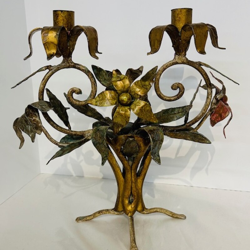 Metal Ornate Floral Candleholder
Gold Green Red Size: 11 x 11.5H