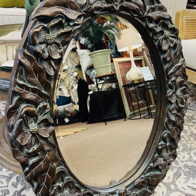 Magnolia Carved Oval Mirror
Green Gold Gray Size: 27 x 35H