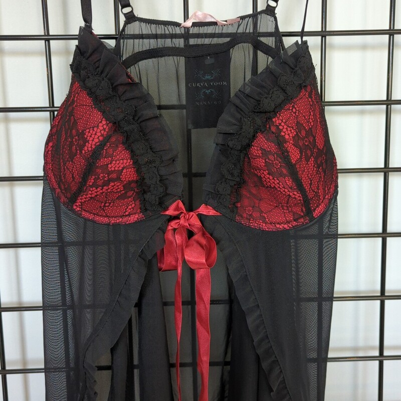 La Vie En Rose, Black & Red Lace,
Size: XL