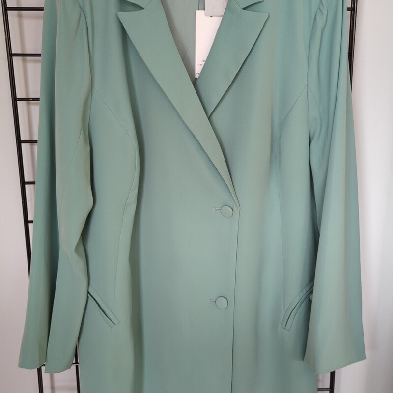 Lavish Alice Blazer, NEW WITH TAGS
Blue, Size: 3X