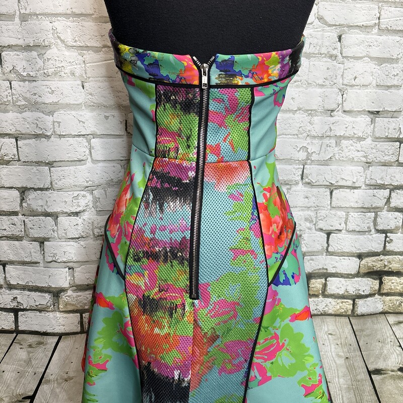 Milly, Floral, Size: 8