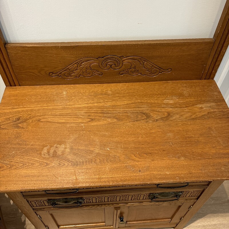 Antique Wash Stand With Towel Bar
Brown
Size: 30 W  X 16 D X50 H In
2 X Drawer & Cupboard