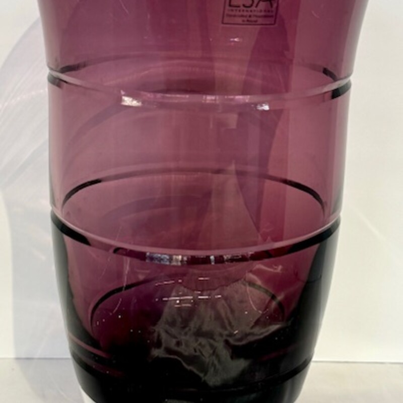 LSA International Handcrafted
Striped Textured Glass Vase
Amethyst
Size: 6.5 x 10.5H