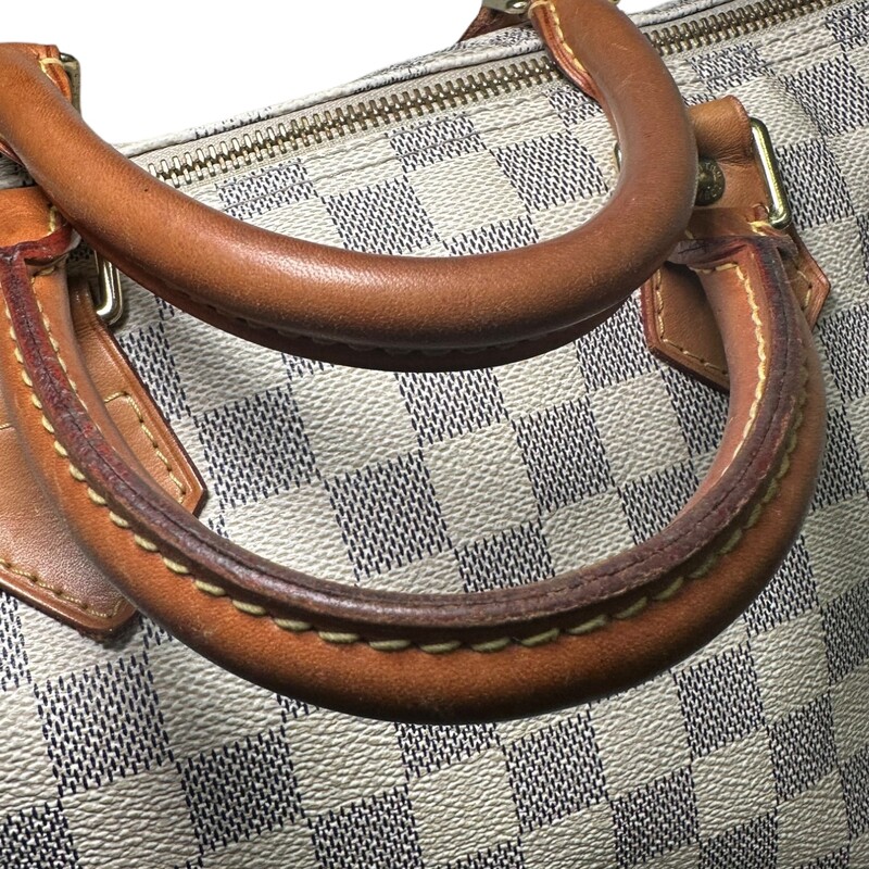 Louis Vuitton Speedy
 Azur
Size 35
Inside stains
Key and lock included