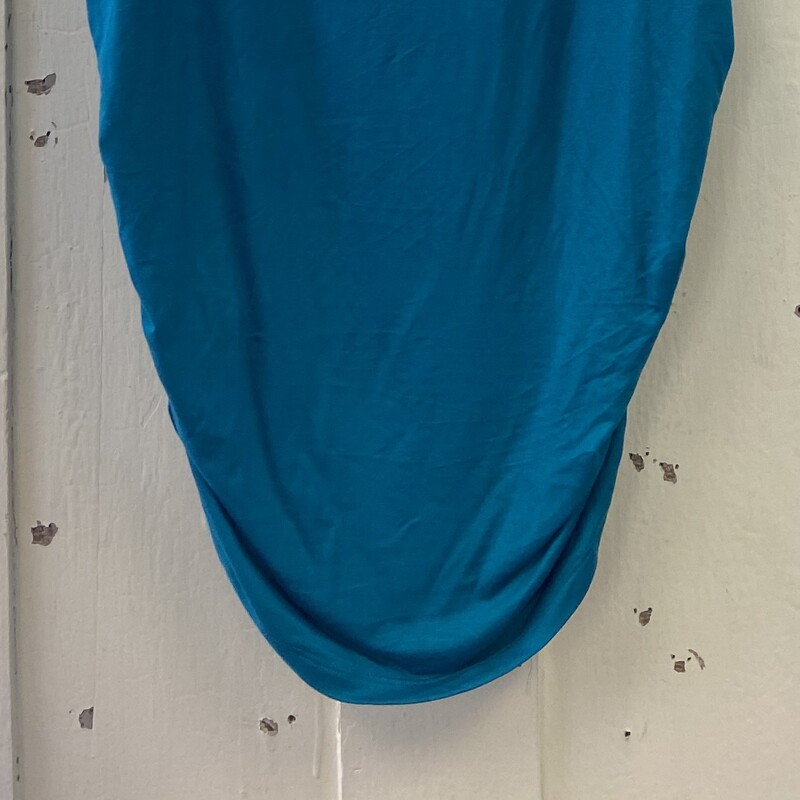 Teal Ruched Tank
Teal
Size: 3X