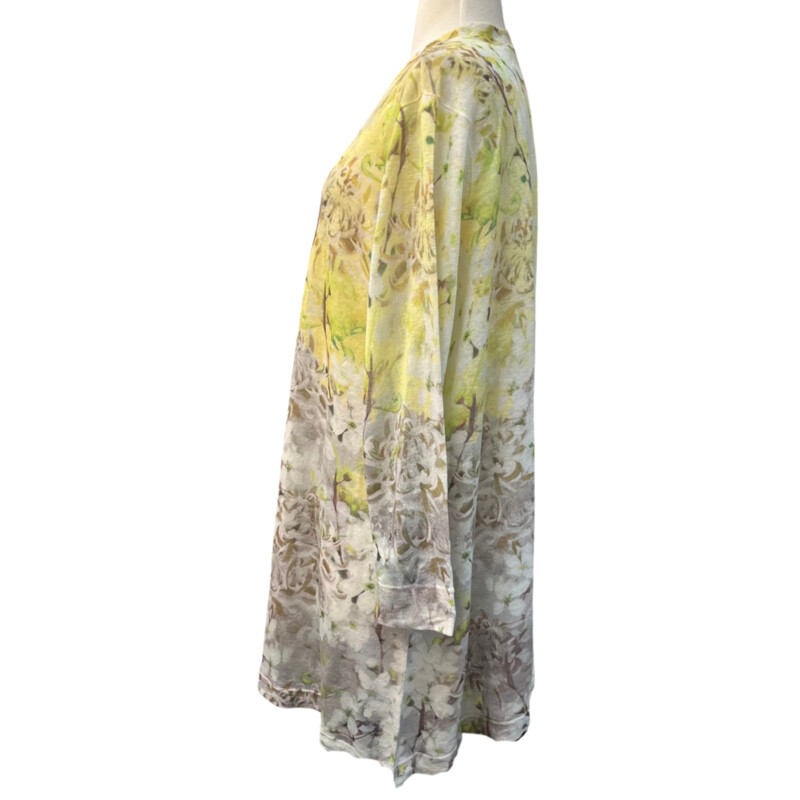 New Nic& Zoe Floral Cardigan<br />
Linen & Cotton Blend<br />
Hand Printed<br />
Yellow and Gray<br />
Size: 3X