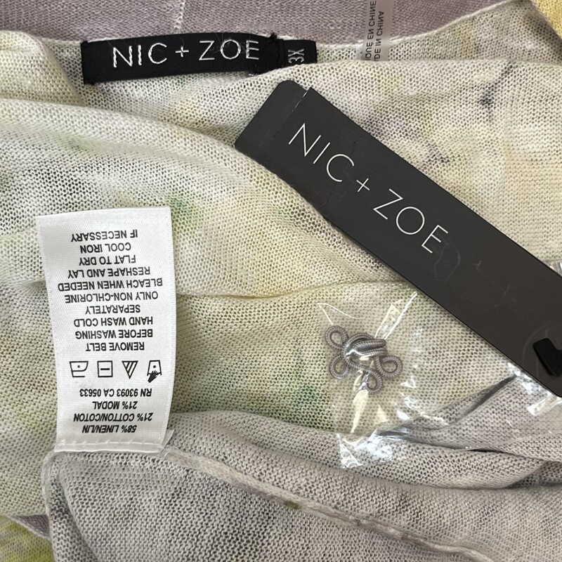 New Nic& Zoe Floral Cardigan
Linen & Cotton Blend
Hand Printed
Yellow and Gray
Size: 3X