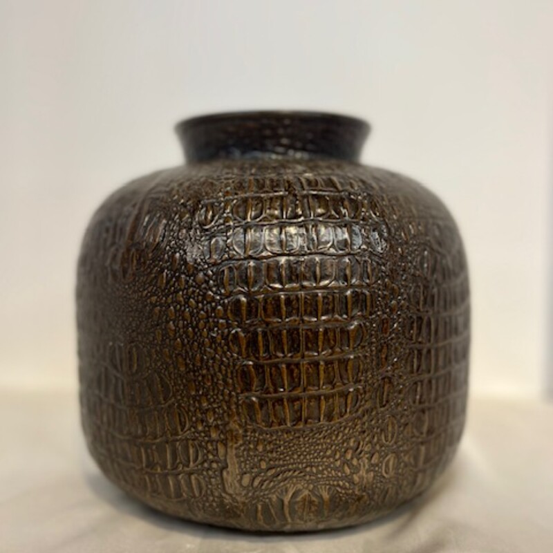 Faux Croc Round Vase
 Brown, Size: 9x9H