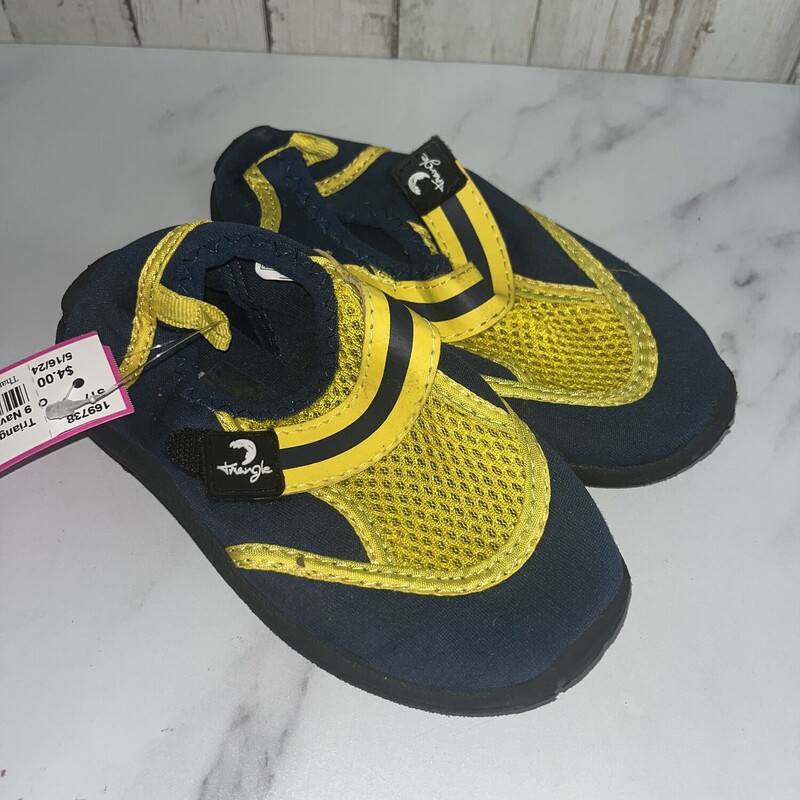 9 Navy/Yellow Swim Shoe