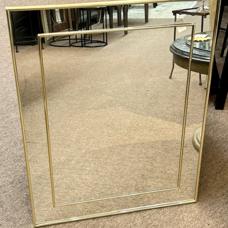 Vintage Gold Framed Mirror
Gold
Size: 24x30H