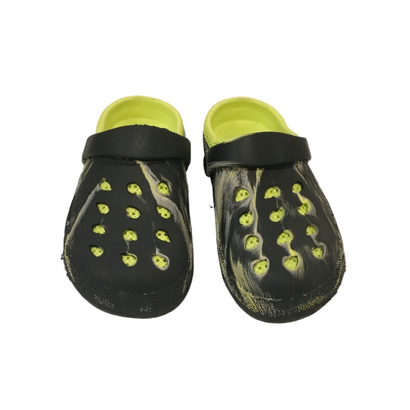 Shoes (Black/Green)