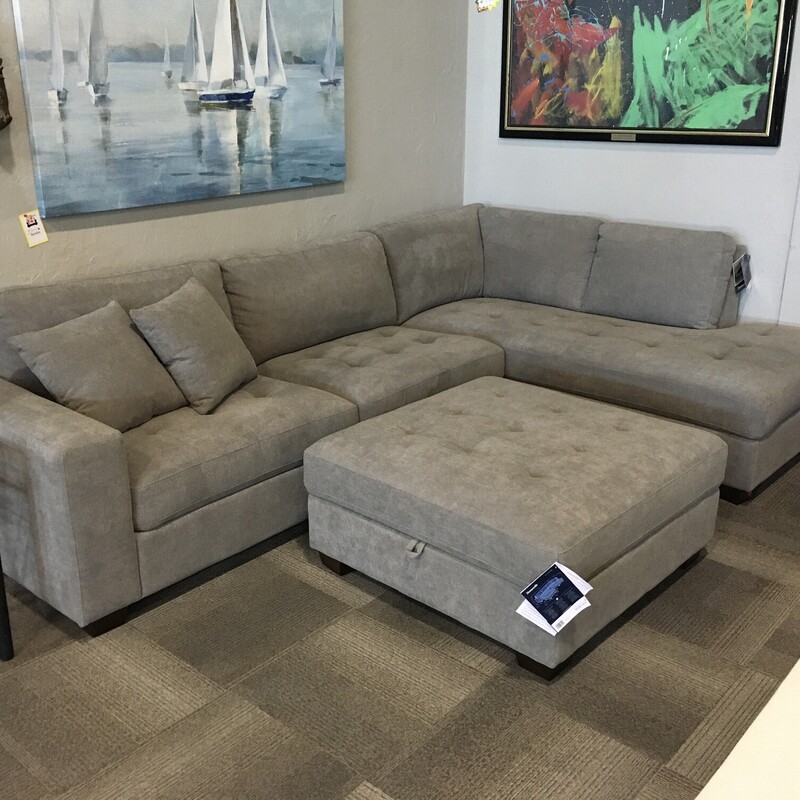 TV 2pc Sectional + Ottoma