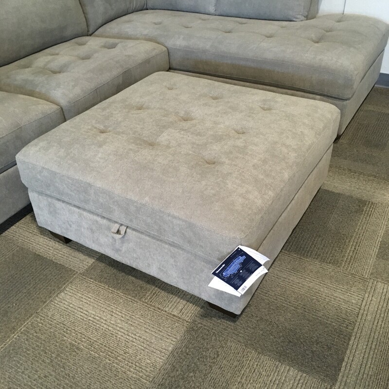 TV 2pc Sectional + Ottoman