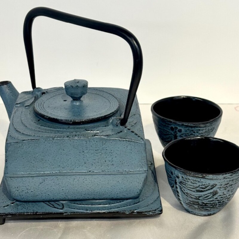 Japanese Dragonfly Tea Set
Set of 4
Blue Black
Size: 5.5x6.5H