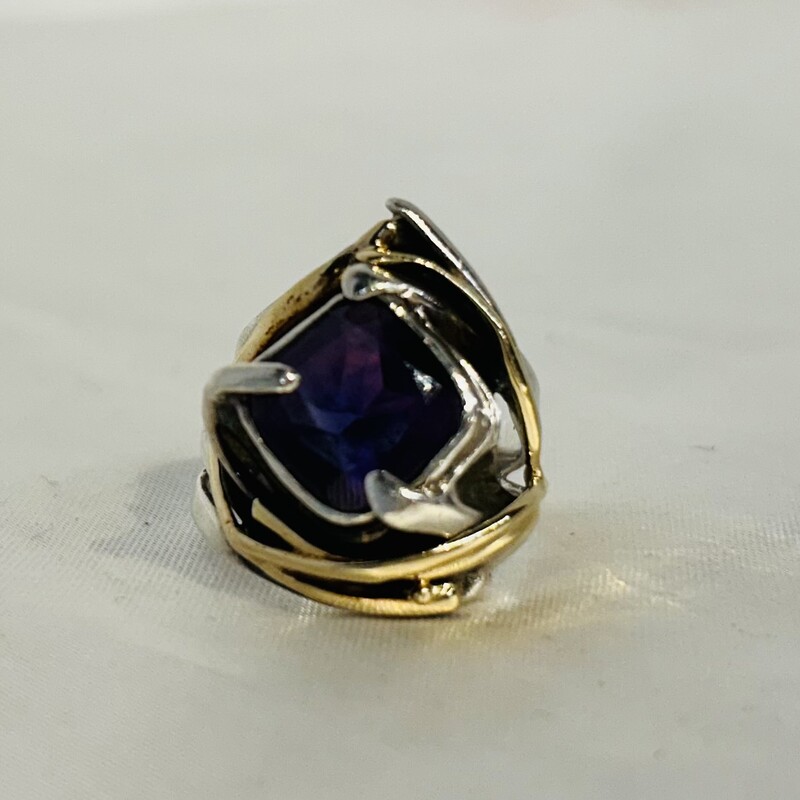 14k 925 Funky Purple Ring