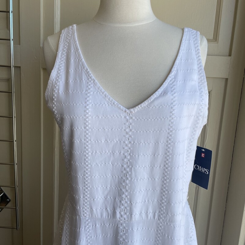 New With Original Tags:   Chaps Dress, White, Size: M<br />
All sales are finals.<br />
Pick up from the store within 7 days of purchase or have it shipped.