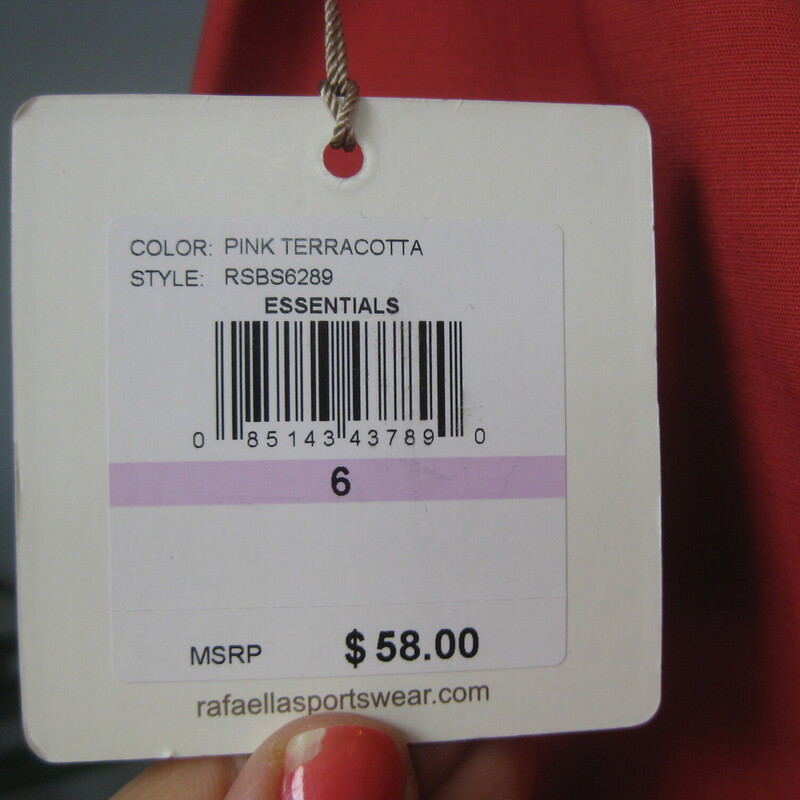 Smart pair of capris for work, play or travel in a trendy color.<br />
Pink Terracotta<br />
58% cotton, 39% poly, 3% spandex<br />
size 6<br />
cute studs at the end of the legs<br />
flat measurements:<br />
waist: 17.25<br />
hip: 21<br />
inseam: 21.25<br />
rise: 9.5<br />
side seam: 32<br />
<br />
perfect condition, new with tags<br />
Thanks for looking!<br />
#69820