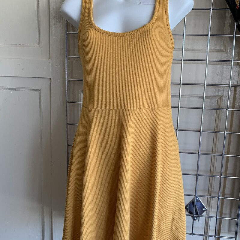 Forever 21 Ribbed Tank Dr, Mustard, Size: M
All Sales Are Final
No Returns
Pick Up IN Store
or
Have it Shipped
Thanks You For Shopping With Us :-)